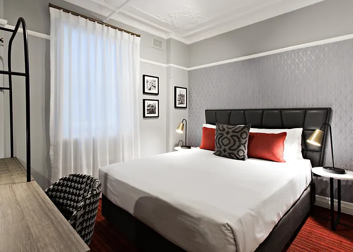 No 9 SpringfieldAirport Hotel